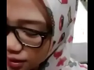 Tudung Be captivated by &, Facial cum-shot